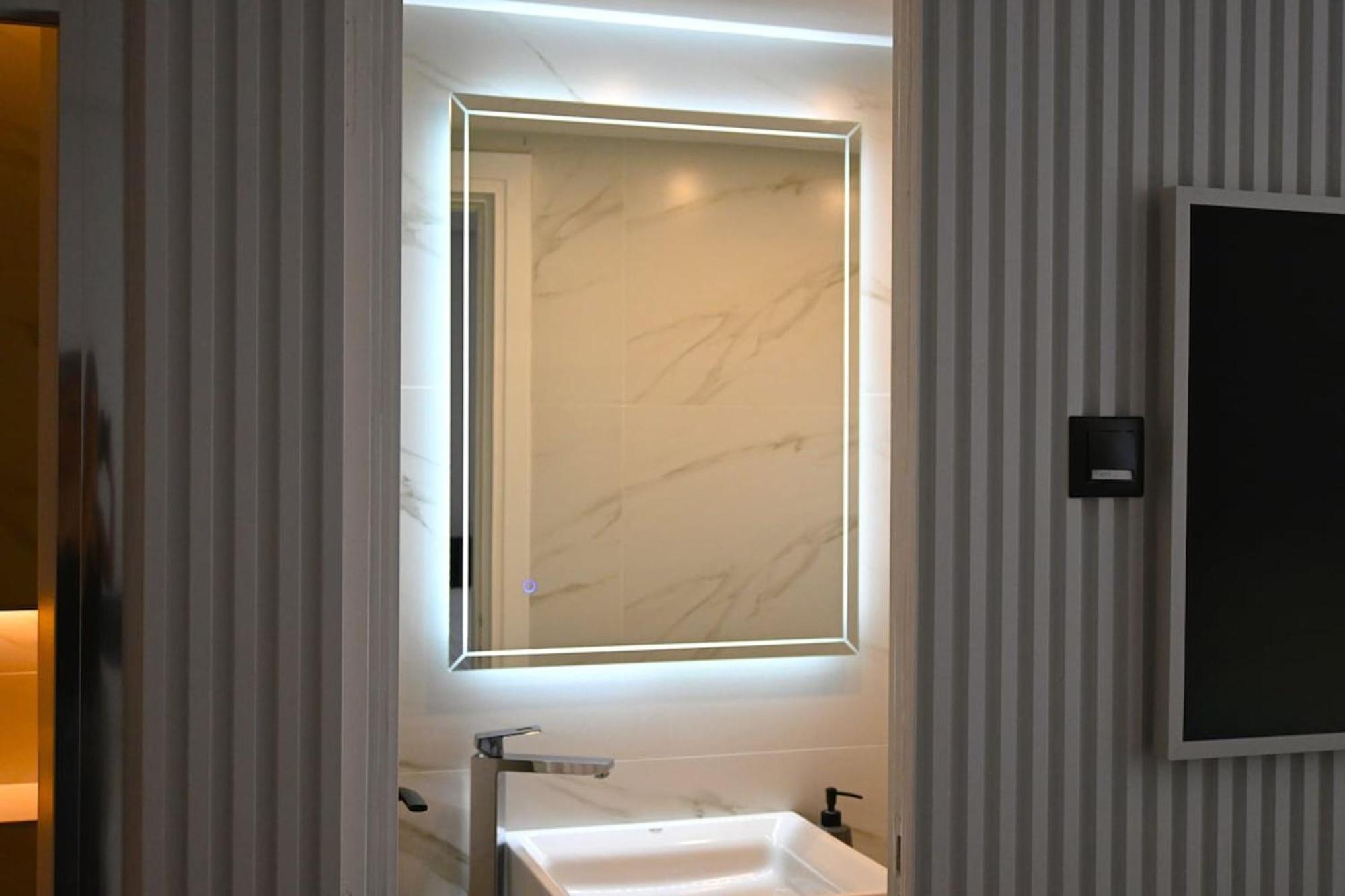 Milos 513 Plaka - Monastiraki By Superhost Hub Apartment Athen